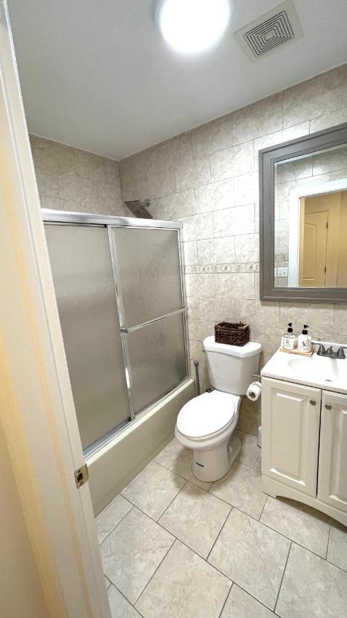 Modern Apartment With Parking & Quick Ride To Manhattan Nova Iorque Exterior foto