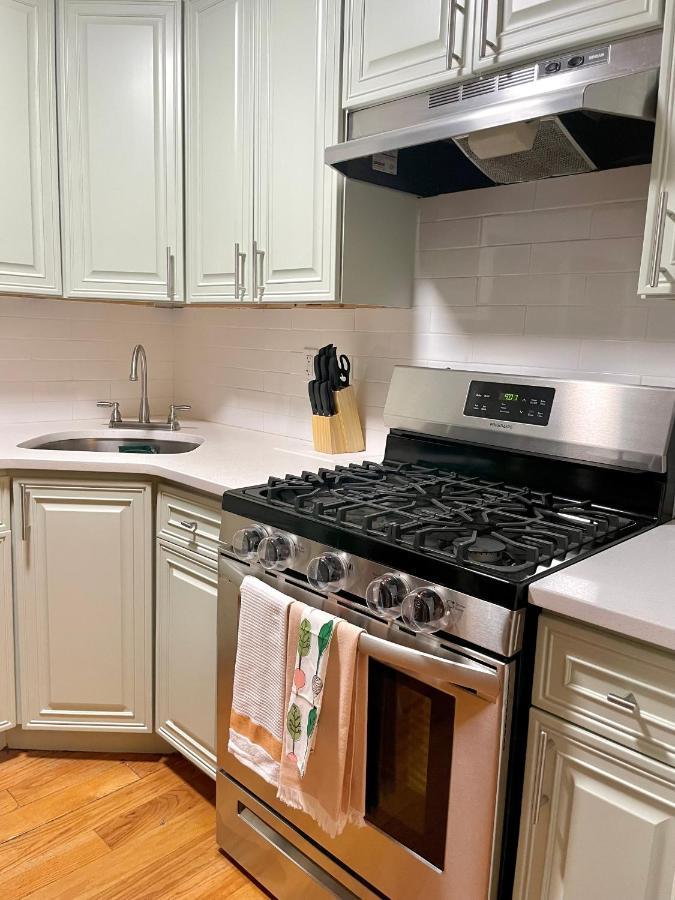 Modern Apartment With Parking & Quick Ride To Manhattan Nova Iorque Exterior foto